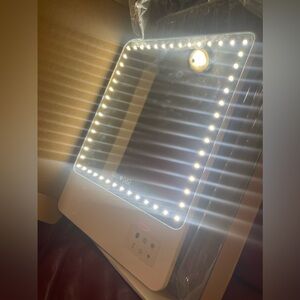 RIKI WHITE LED MIRROR